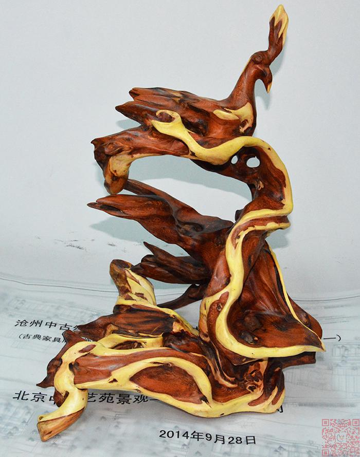 商品名称:红花梨根雕,巧雕凤凰